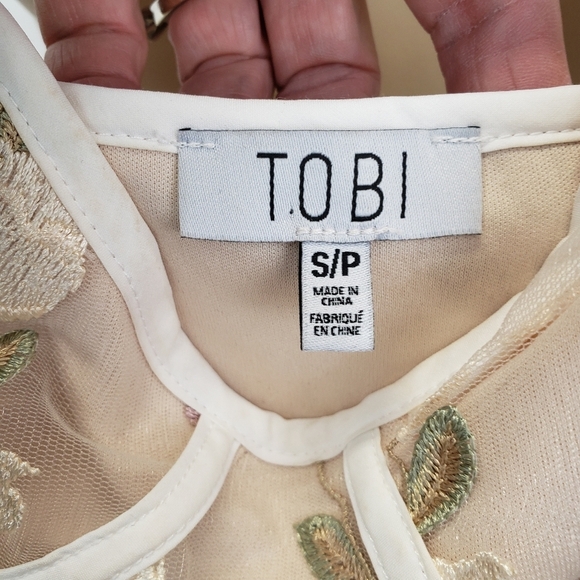 TOBI FANCY THAT MULTI FLORAL BODYCON DRESS - Size small - Picture 9 of 12